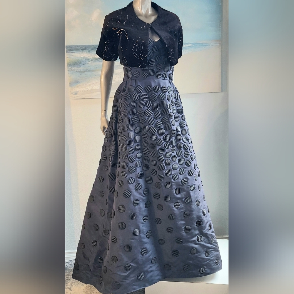 $8,000 OSCAR DE LA RENTA SILK BLUE EXCLUS BEAD EMBROID RUNWAY GOWN US 8 - Picture 14 of 16